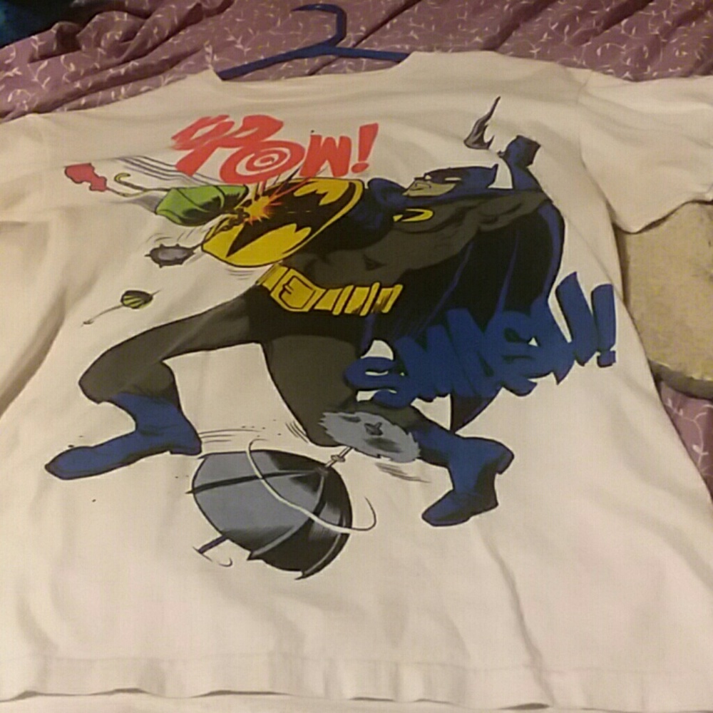 Graphic tee